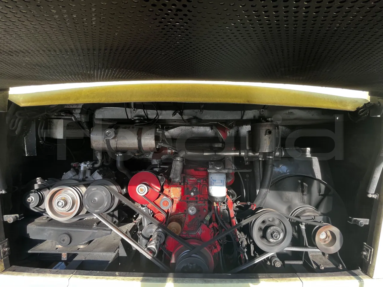 King Long XMQ6900 XMQ6900 - Euro5 - 178kW - 8.995mt - rear hatch open