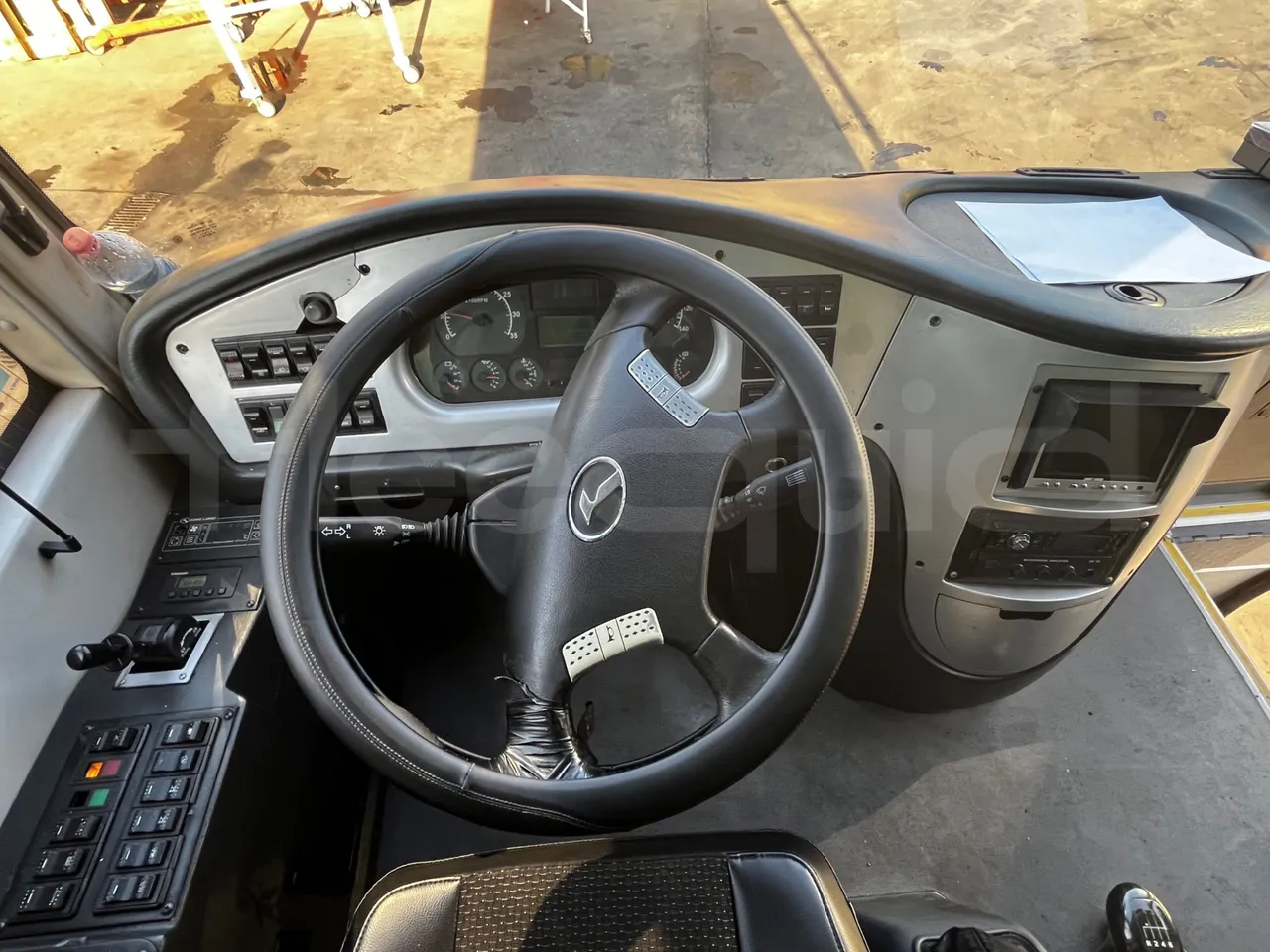 King Long XMQ6900 XMQ6900 - Euro5 - 178kW - 8.995mt - steering wheel photo