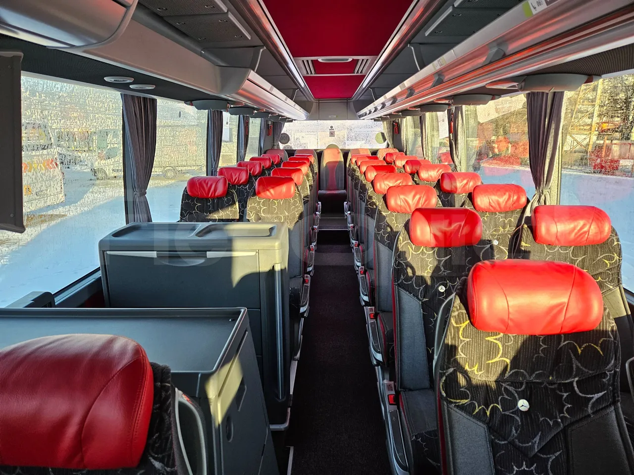 Mercedes-Benz Travego Travego - Euro 6 - 350 kW - 13 mt - reverse view middle aisle