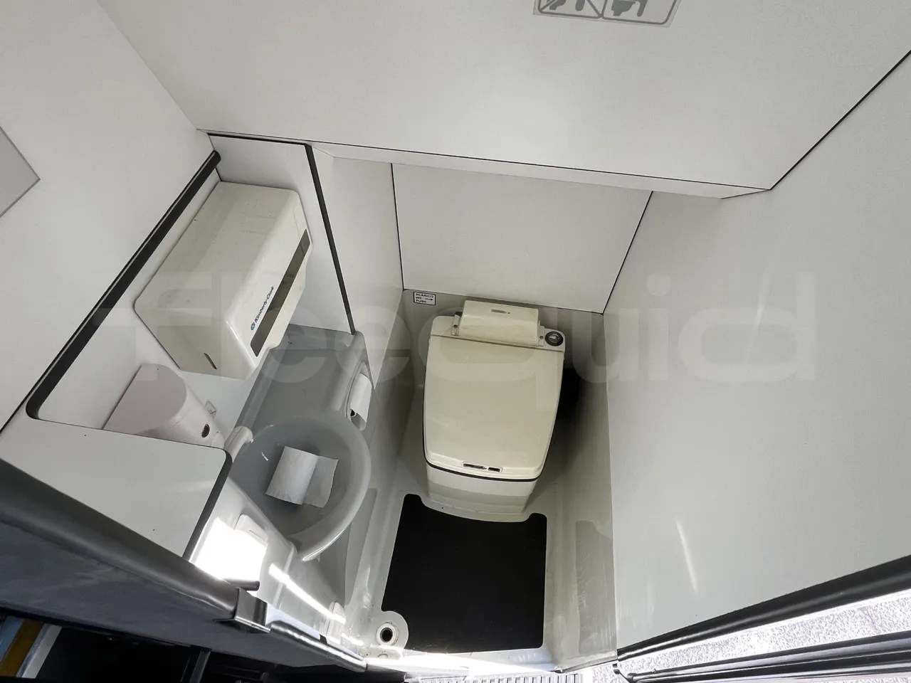 Vdl Futura 501E1 - EUR6 - 320kW - 12.875m - toilette accessories photo