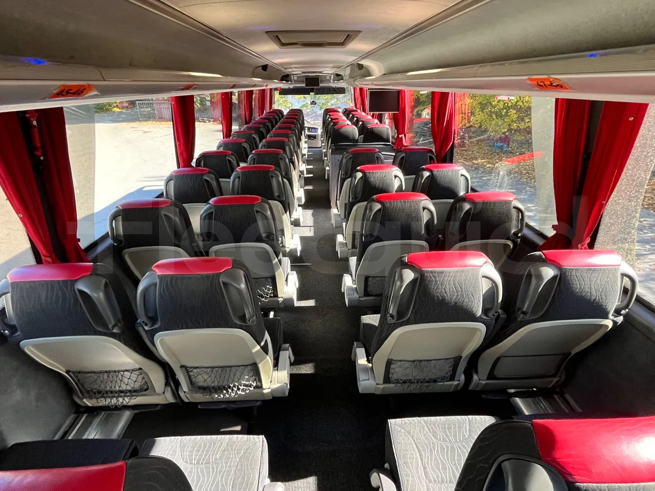 Vdl Futura 501E1 - EUR6 - 320kW - 12.875m - forward view middle aisle