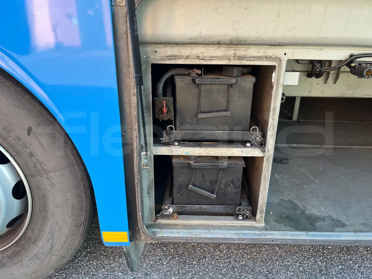 Mercedes-Benz Integro E5 4 - Euro5 - 220kW - 12.140mt - external compartments photo