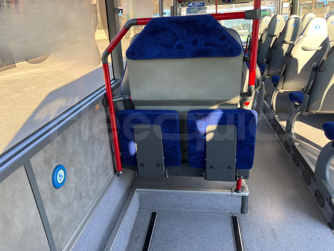 Mercedes-Benz Integro E5 4 - Euro5 - 220kW - 12.140mt - folding seat photo