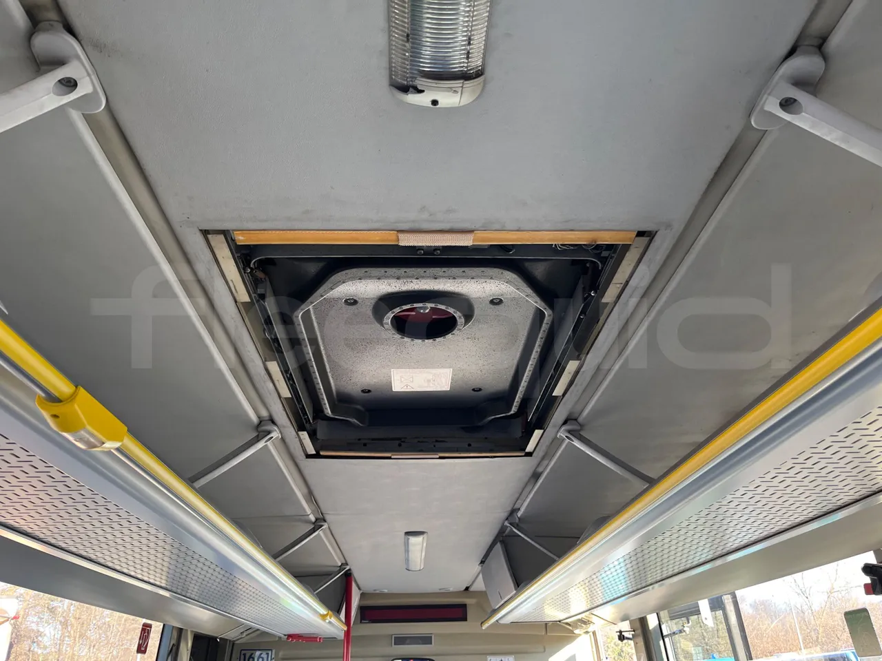 Mercedes-Benz Integro E5 4 - Euro5 - 220kW - 12.140mt - roof hatch 2