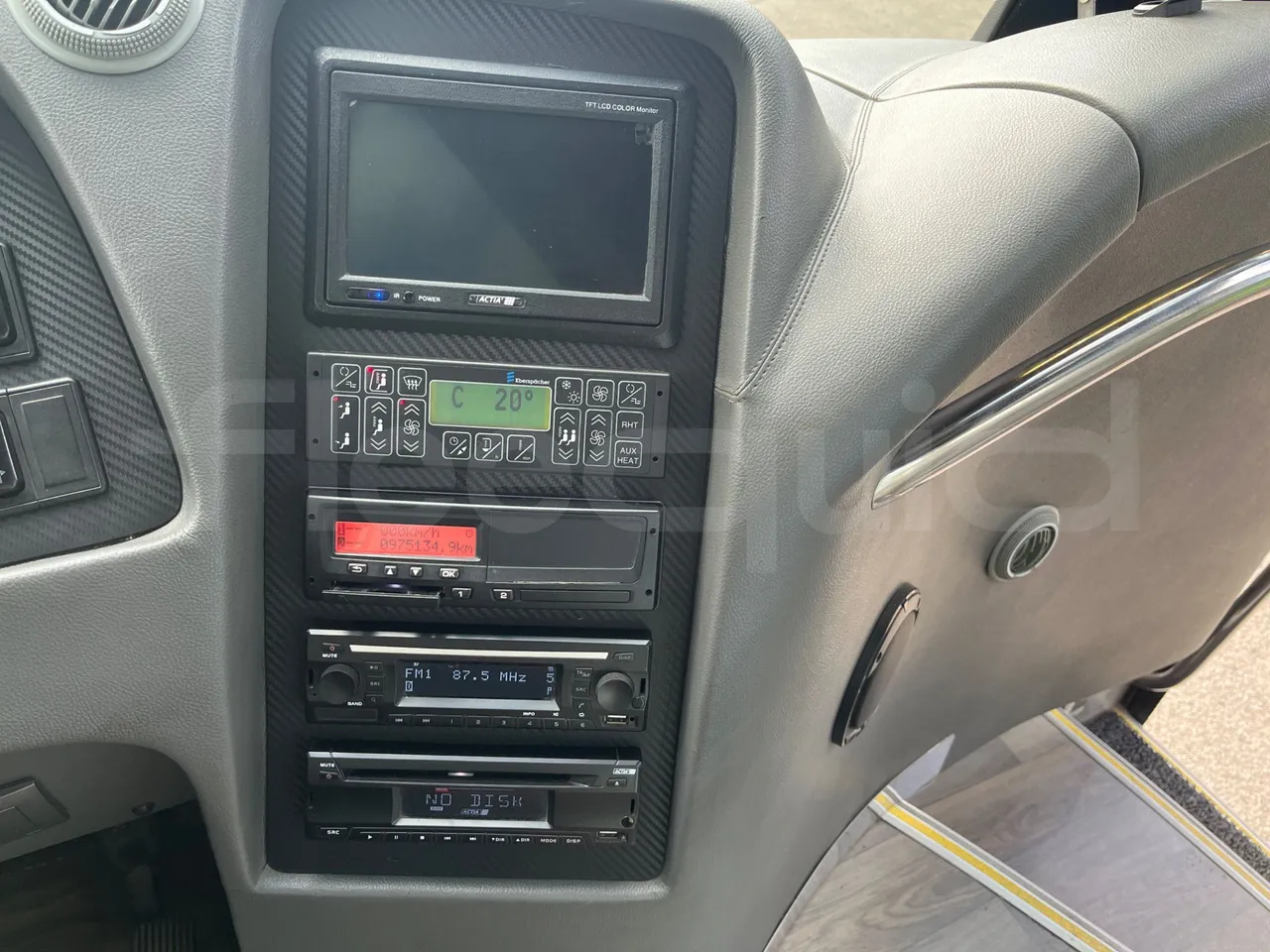 Man Lion's Coach JOACZ - Euro6 - 309kW - 12.101mt - radio accessories photo