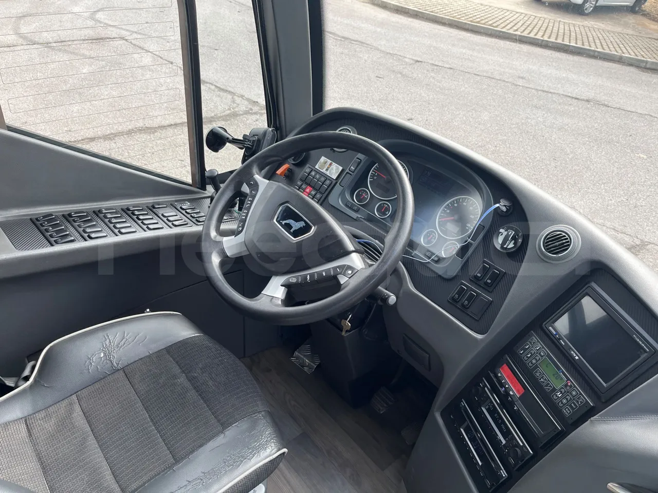 Man Lion's Coach JOACZ - Euro6 - 309kW - 12.101mt - buttons panels on