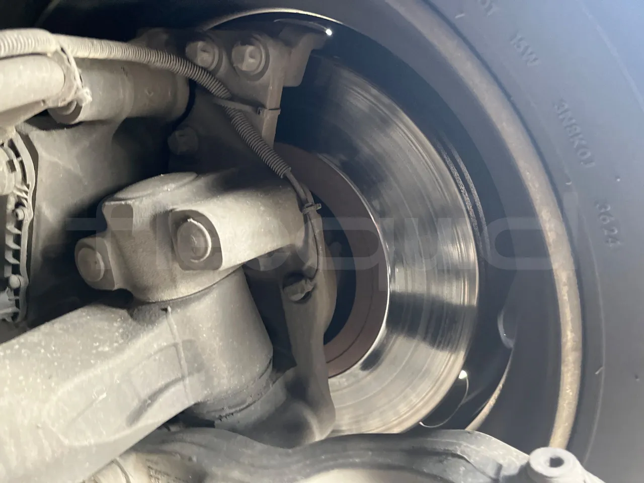 Man Lion's Coach JOACZ - Euro6 - 309kW - 12.101mt - front discs left