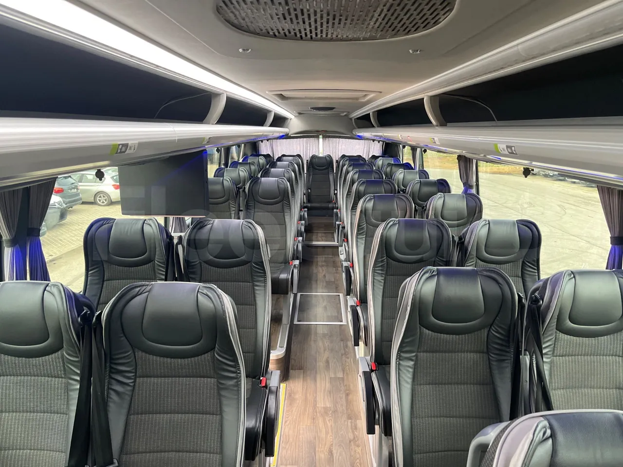 Man Lion's Coach JOACZ - Euro6 - 309kW - 12.101mt - handrails photo