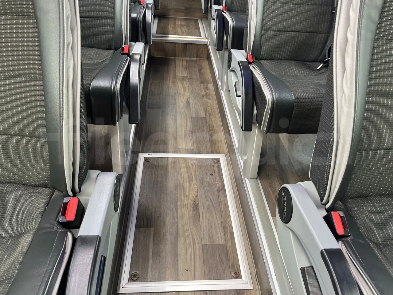 Man Lion's Coach JOACZ - Euro6 - 309kW - 12.101mt - floor hatches photo