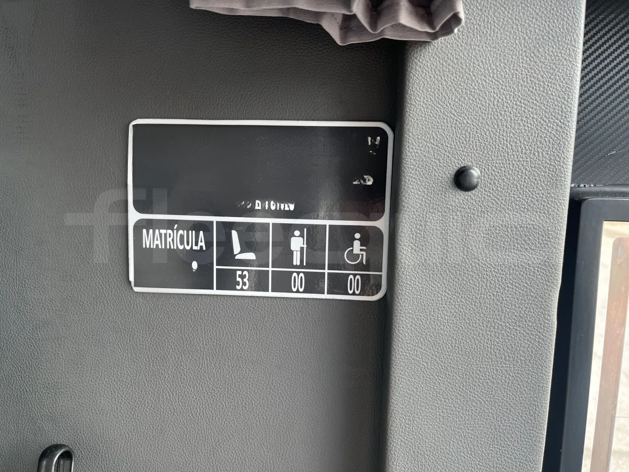 Man Lion's Coach JOACZ - Euro6 - 309kW - 12.101mt - seat plate photo