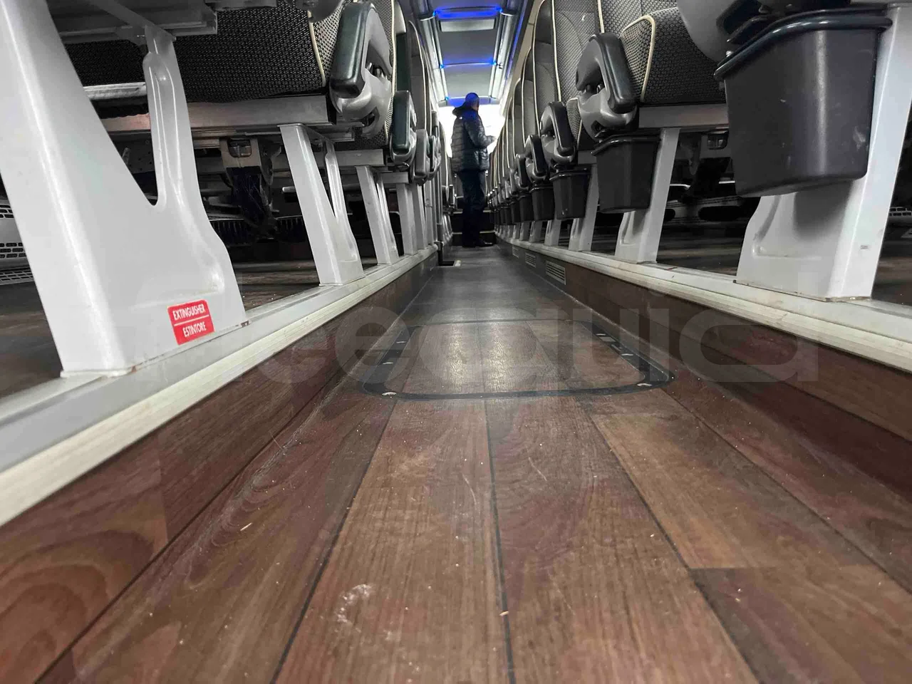 Neoplan Cityliner P14 - Euro6 - 324kW - 12.240mt - seat brackets photo