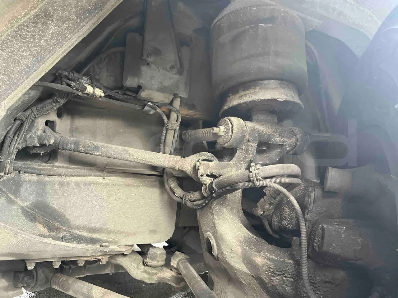 Neoplan Cityliner P14 - Euro6 - 324kW - 12.240mt - front air springs left