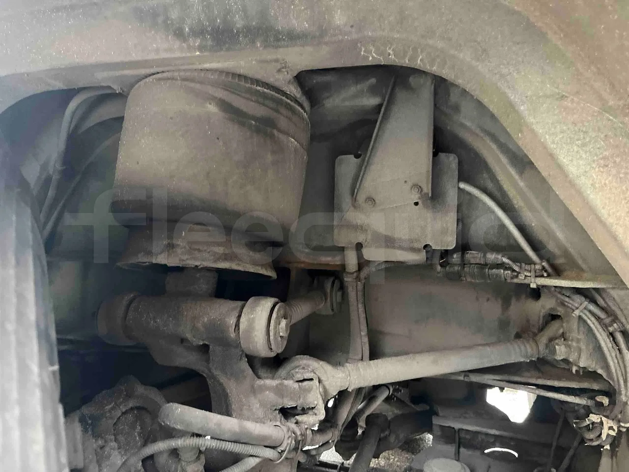 Neoplan Cityliner P14 - Euro6 - 324kW - 12.240mt - front air springs right