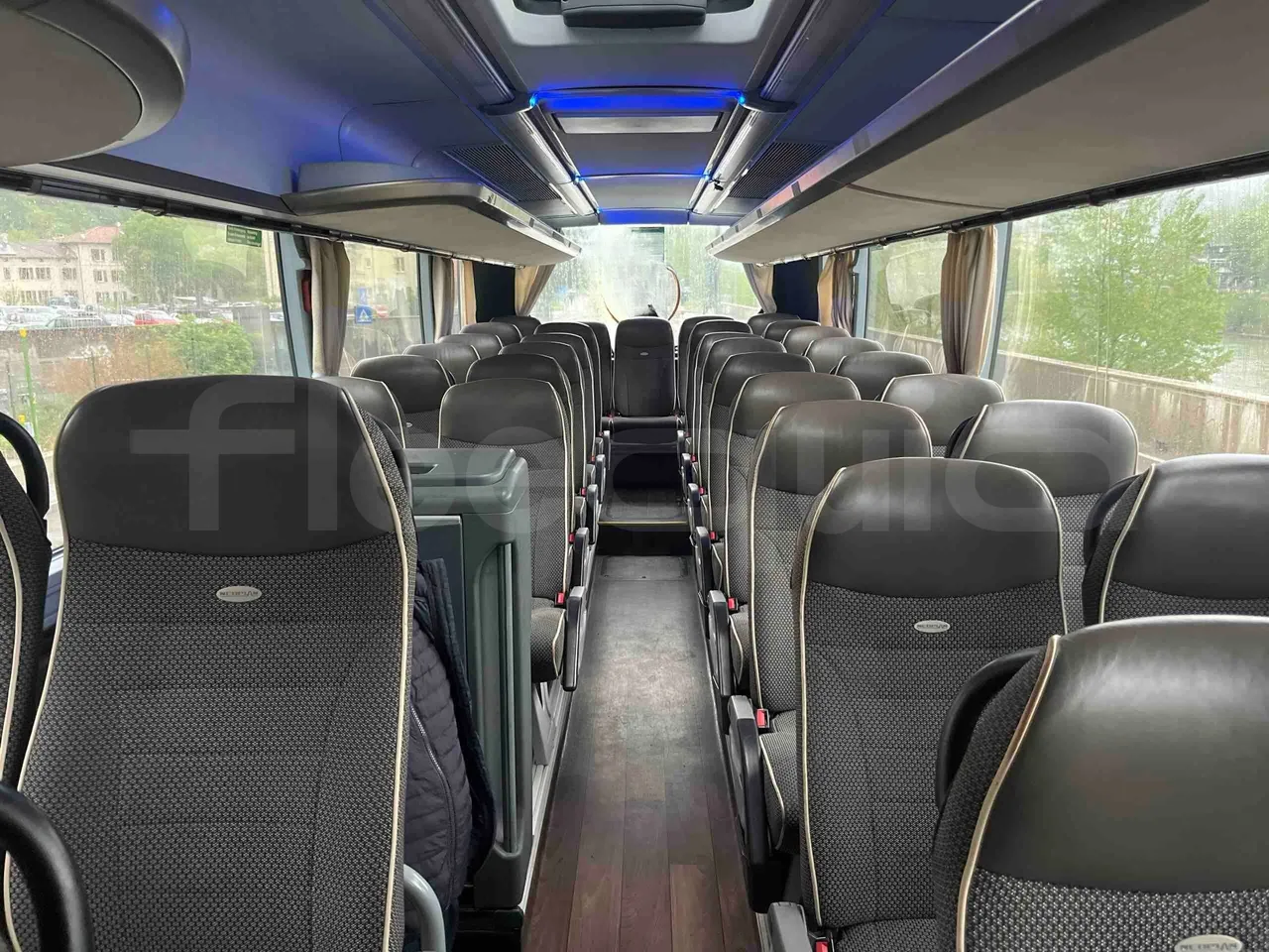 Neoplan Cityliner P14 - Euro6 - 324kW - 12.240mt - interior reverse seats driver height