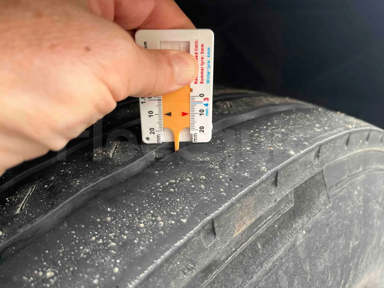 Neoplan Cityliner P14 - Euro6 - 324kW - 12.240mt - tread condition front tires left