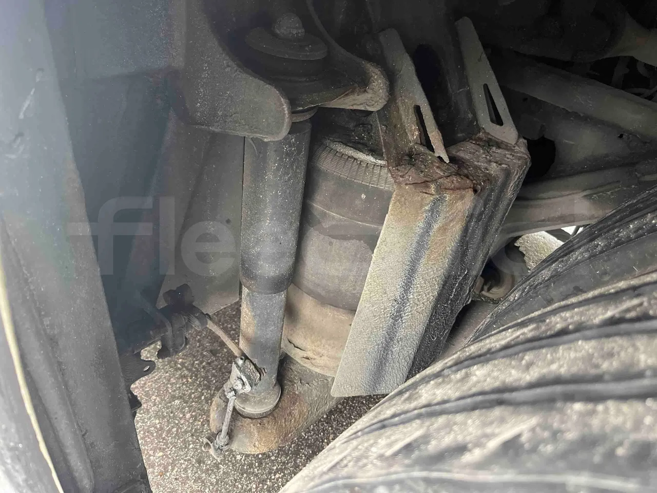 Neoplan Cityliner P14 - Euro6 - 324kW - 12.240mt - axel 3 shock absorbers 1 left