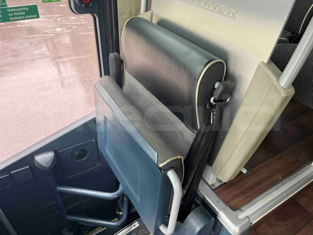 Neoplan Cityliner P14 - Euro6 - 324kW - 12.240mt - hostess seat photo
