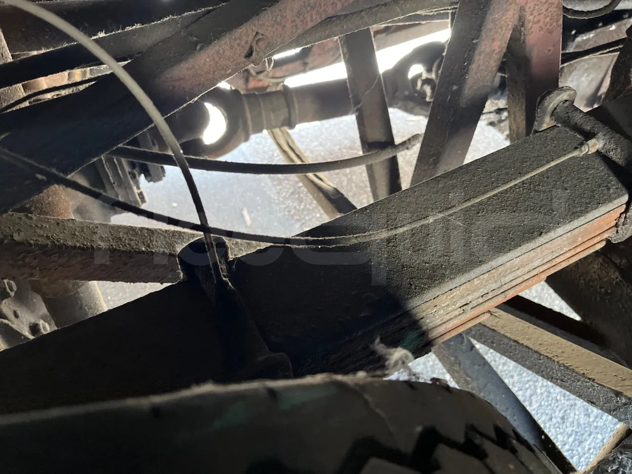 Setra S10 S10 -EUR0 -97kW-7.500m - axel 2 air springs 1 right