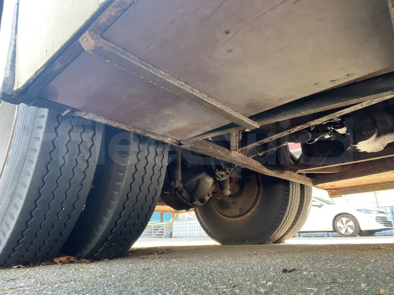 Setra S10 S10 -EUR0 -97kW-7.500m - axel 2 air springs 2 right