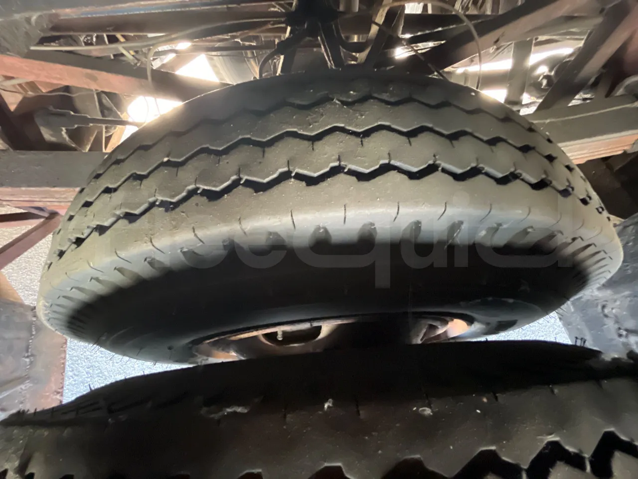 Setra S10 S10 -EUR0 -97kW-7.500m - axle 2 caliper brakes right