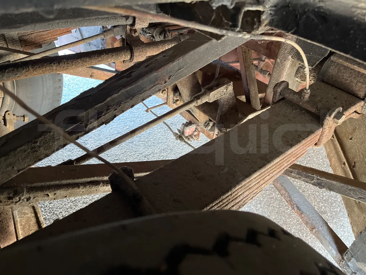 Setra S10 S10 -EUR0 -97kW-7.500m - axel 3 caliper brakes right