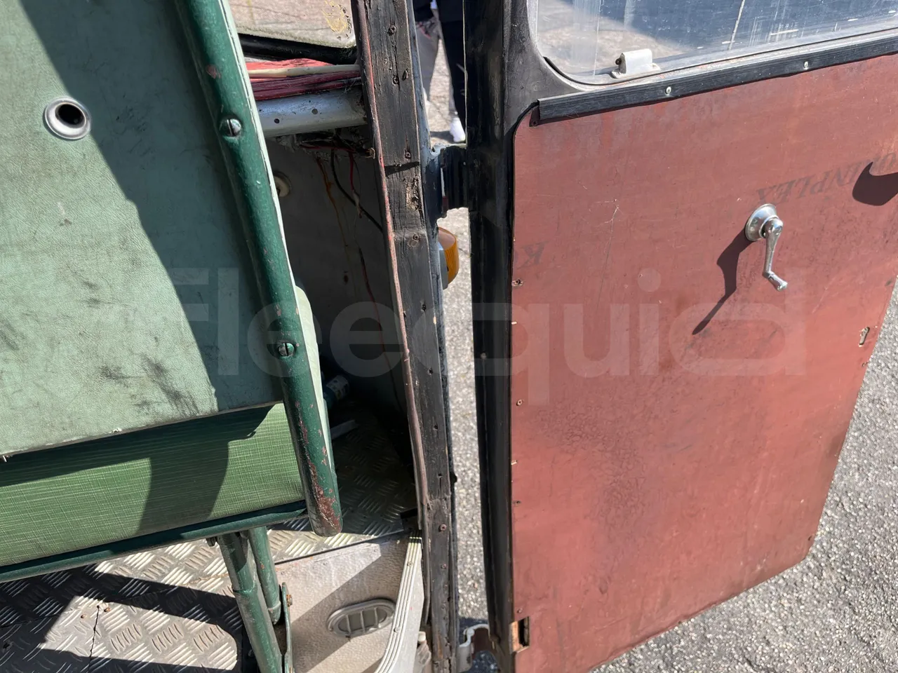 Setra S10 S10 -EUR0 -97kW-7.500m - door mechanism photo