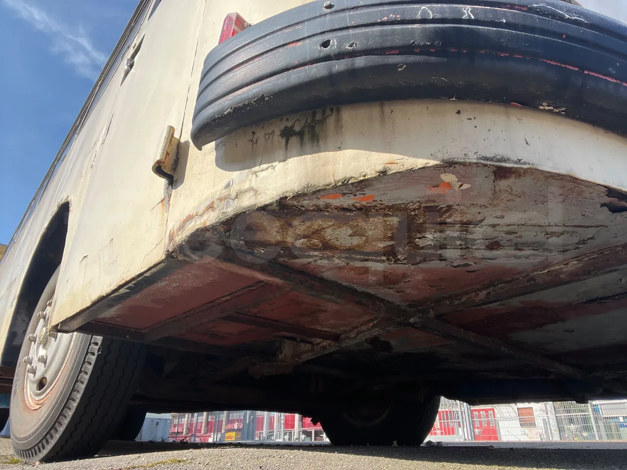 Setra S10 S10 -EUR0 -97kW-7.500m - front air springs right