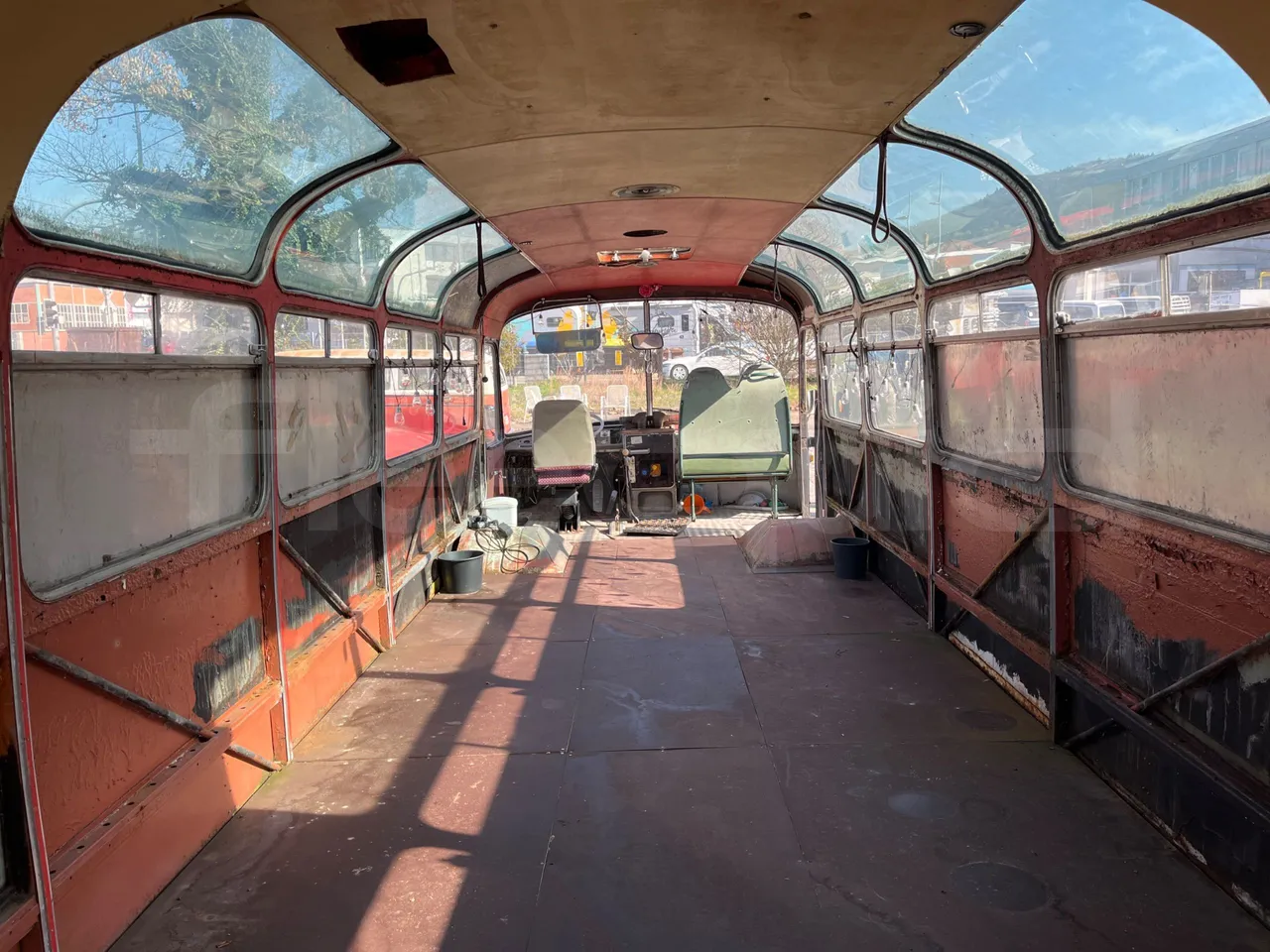 Setra S10 S10 -EUR0 -97kW-7.500m - overhead compartments photo