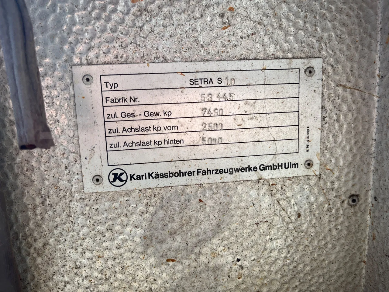Setra S10 S10 -EUR0 -97kW-7.500m - vehicle plate photo