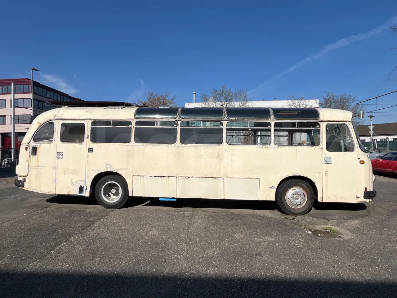 Setra S10 S10 -EUR0 -97kW-7.500m - under carpet photo