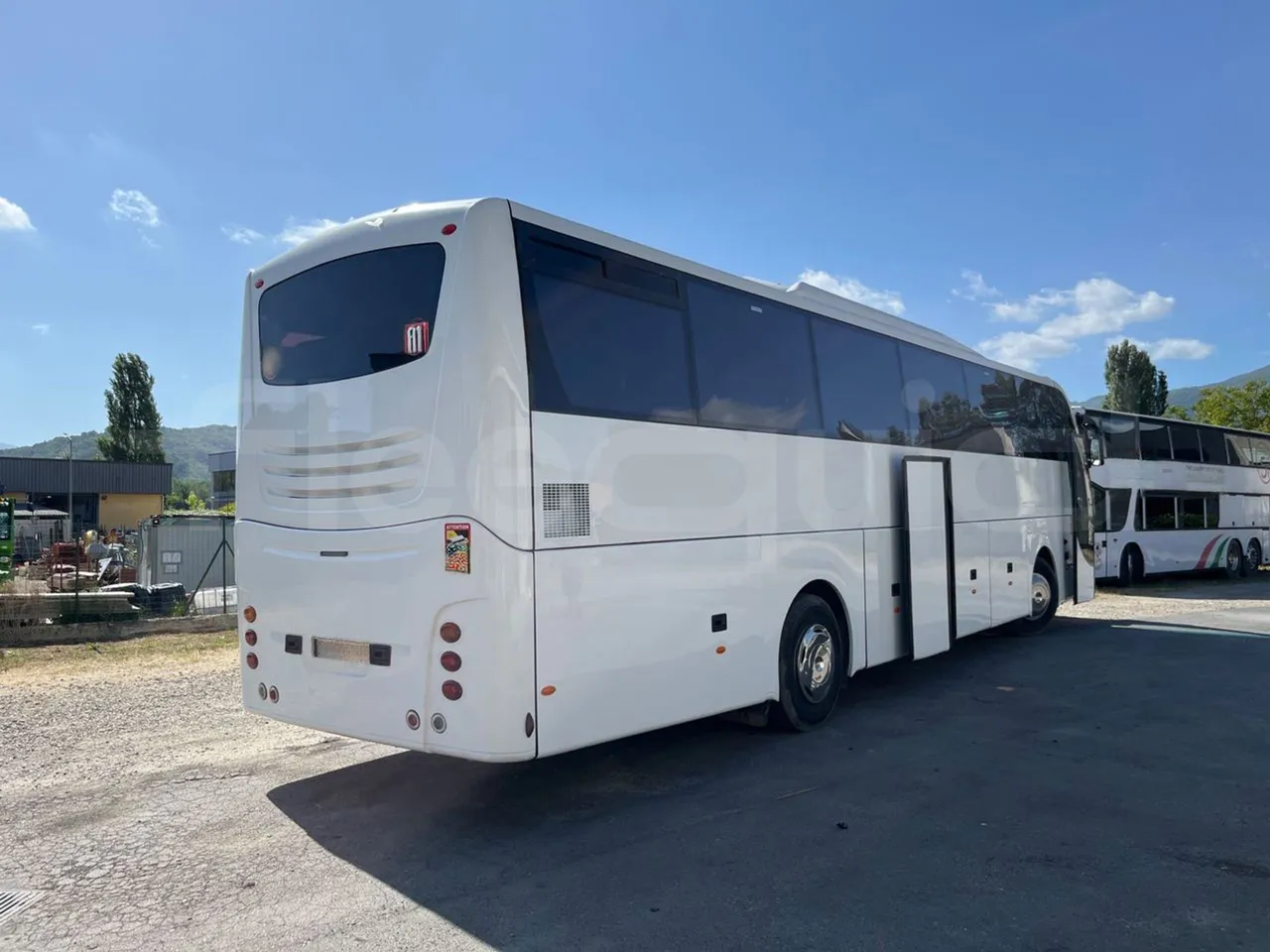 Volvo Barbi Antares B12B FS380 - Euro 3 - 279 Kw - 12,230 Mt - 3/4 right rear doors open