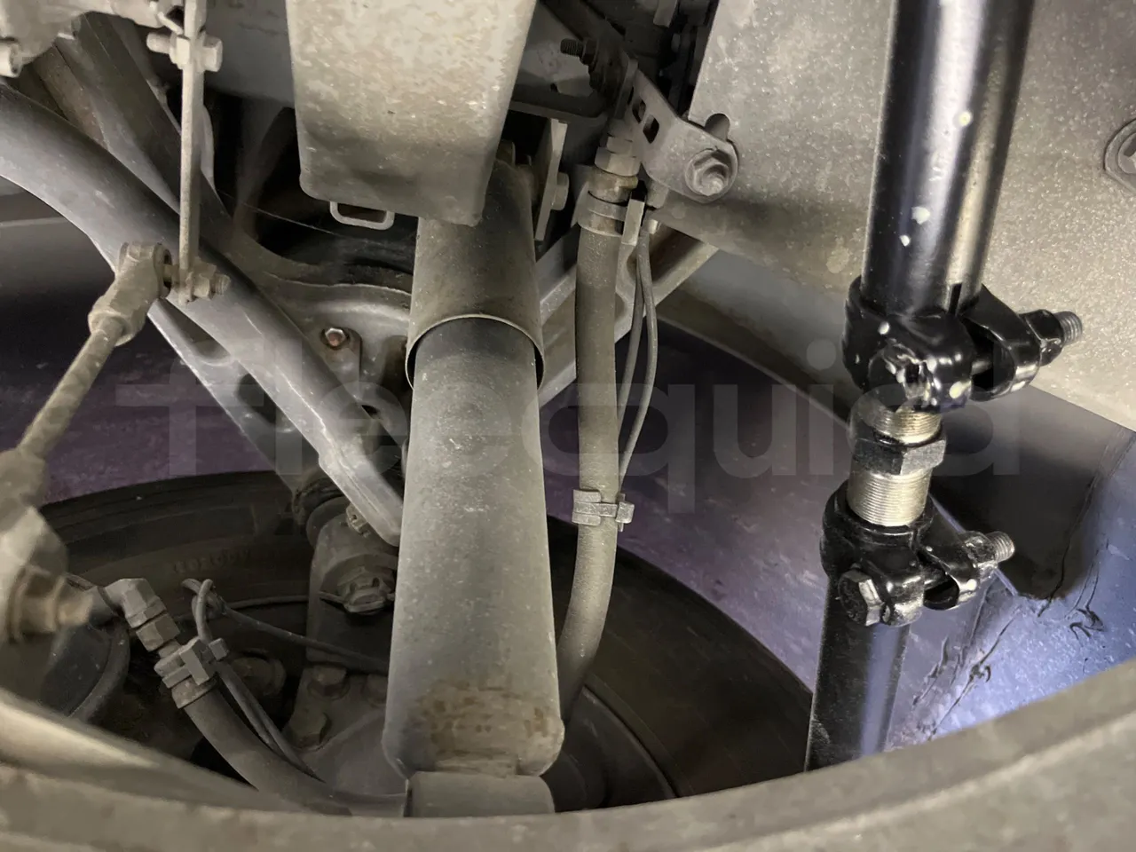 Volvo Barbi Antares B12B FS380 - Euro 3 - 279 Kw - 12,230 Mt - front shock absorbers left