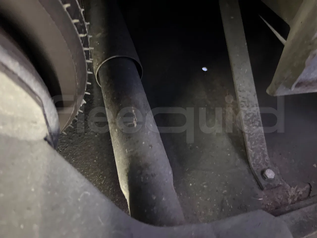 Volvo Barbi Antares B12B FS380 - Euro 3 - 279 Kw - 12,230 Mt - axle 2 shock absorbers 1 right