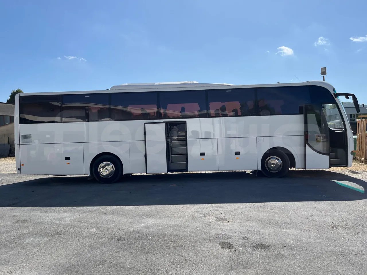 Volvo Barbi Antares B12B FS380 - Euro 3 - 279 Kw - 12,230 Mt - right side doors open