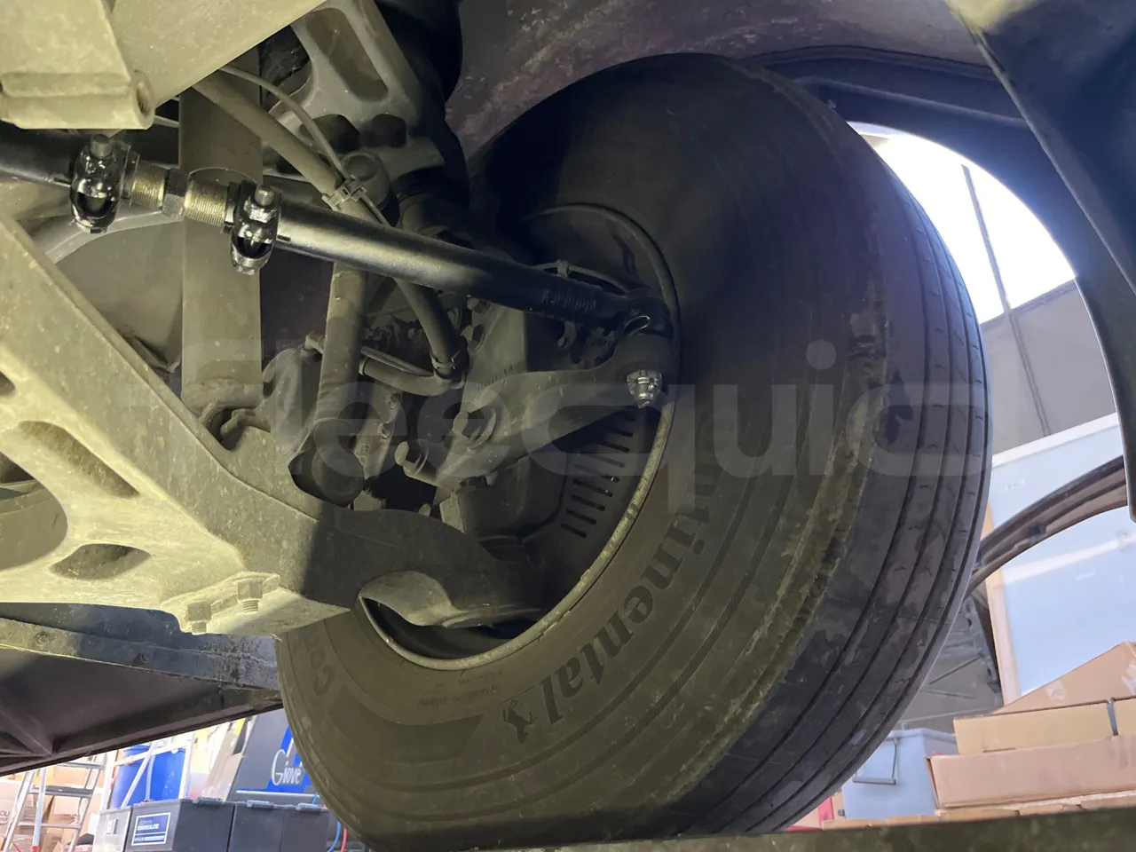 Volvo Barbi Antares B12B FS380 - Euro 3 - 279 Kw - 12,230 Mt - front axle left side