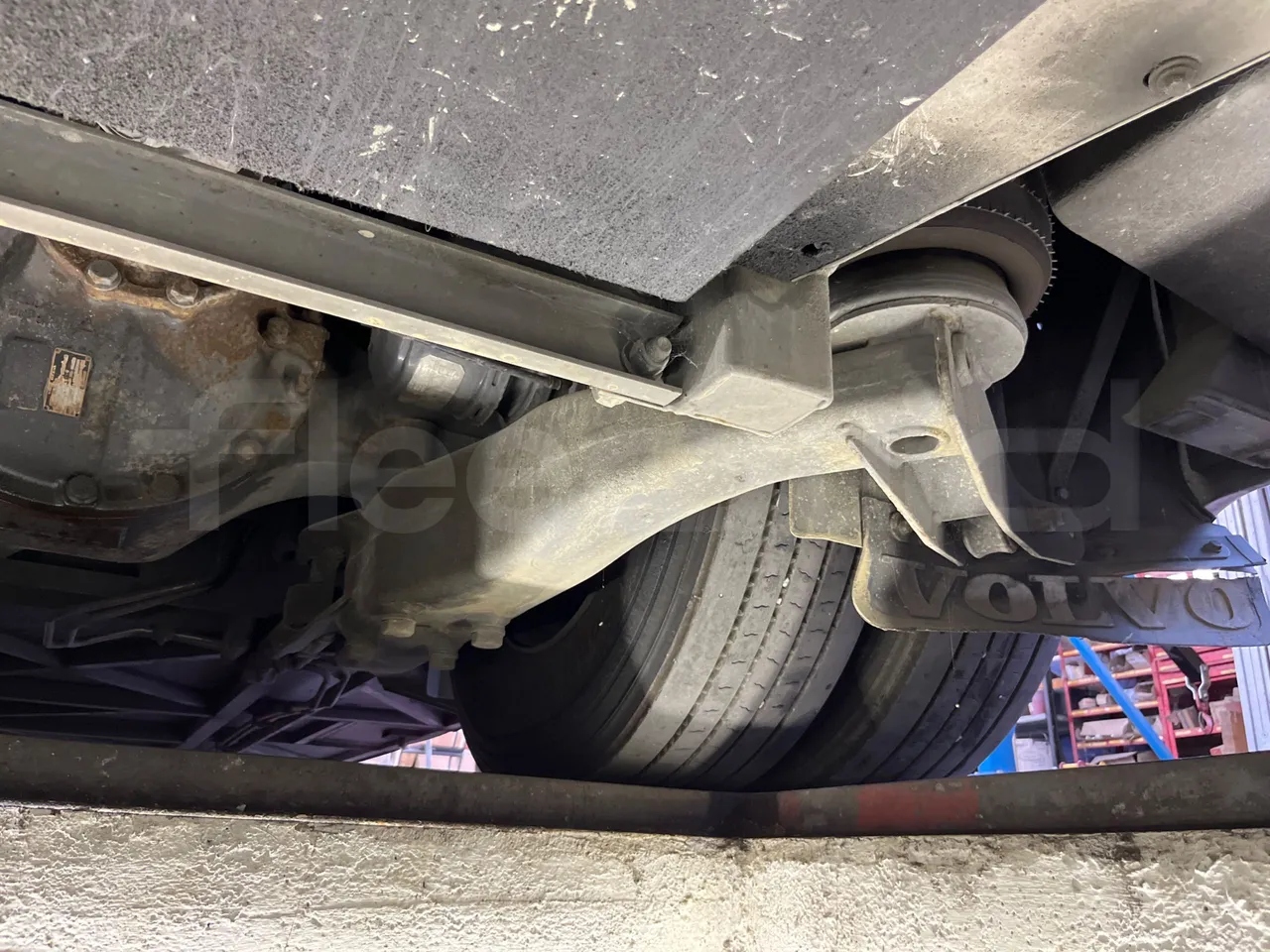 Volvo Barbi Antares B12B FS380 - Euro 3 - 279 Kw - 12,230 Mt - axle 3 right side
