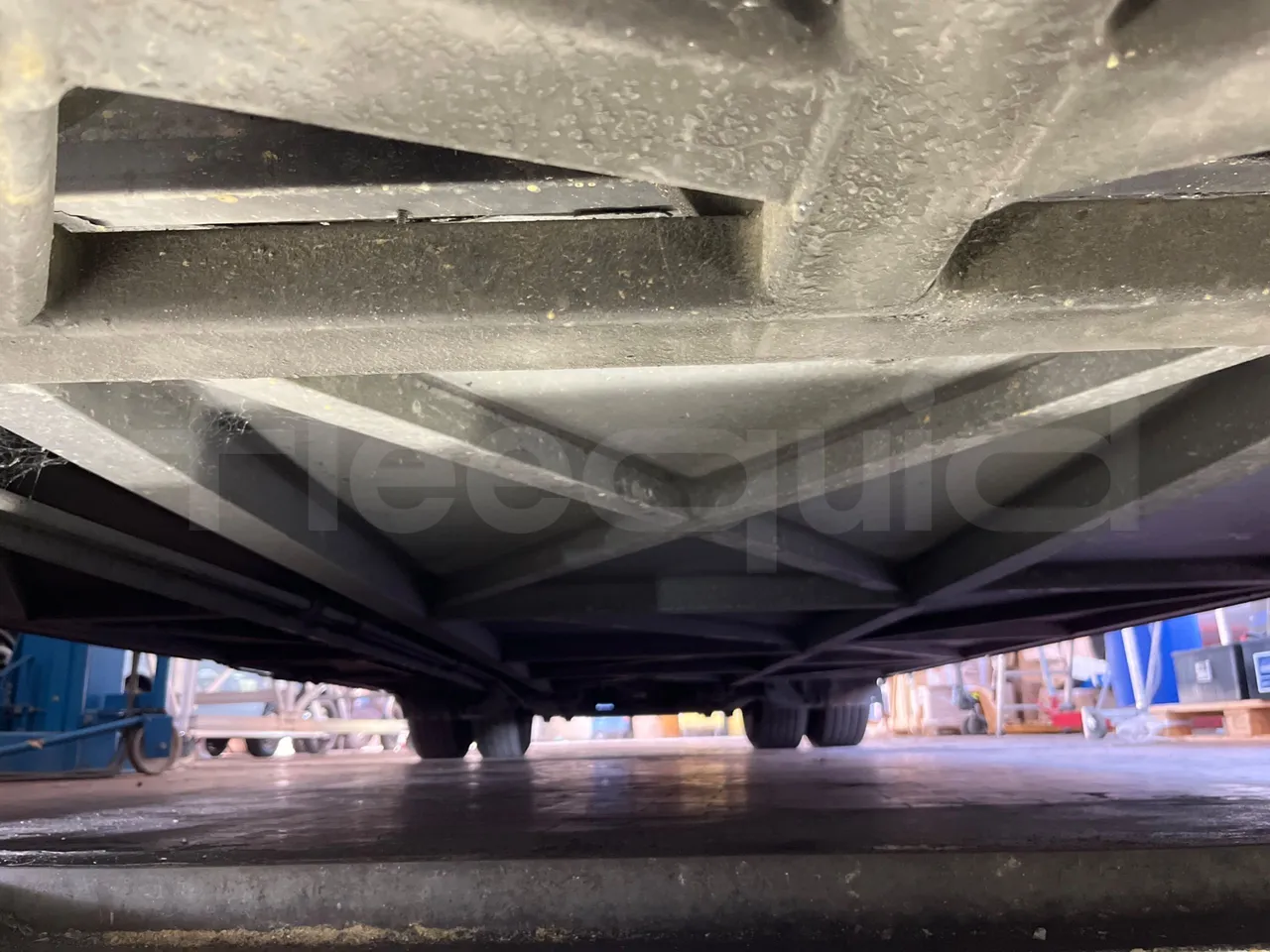 Volvo Barbi Antares B12B FS380 - Euro 3 - 279 Kw - 12,230 Mt - central undercarriage photo