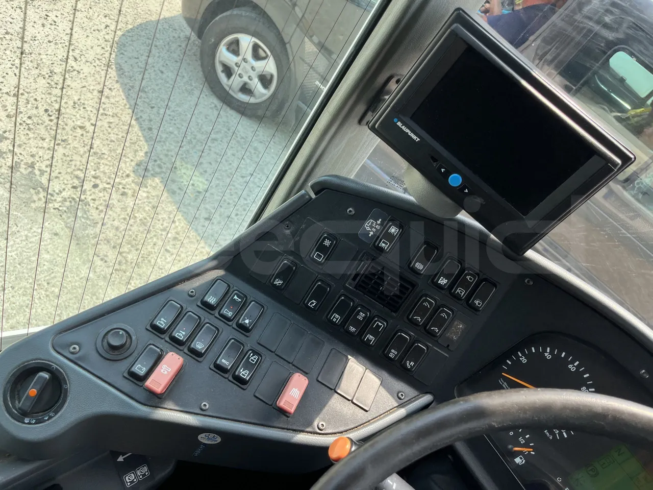 Setra S415 - Radio