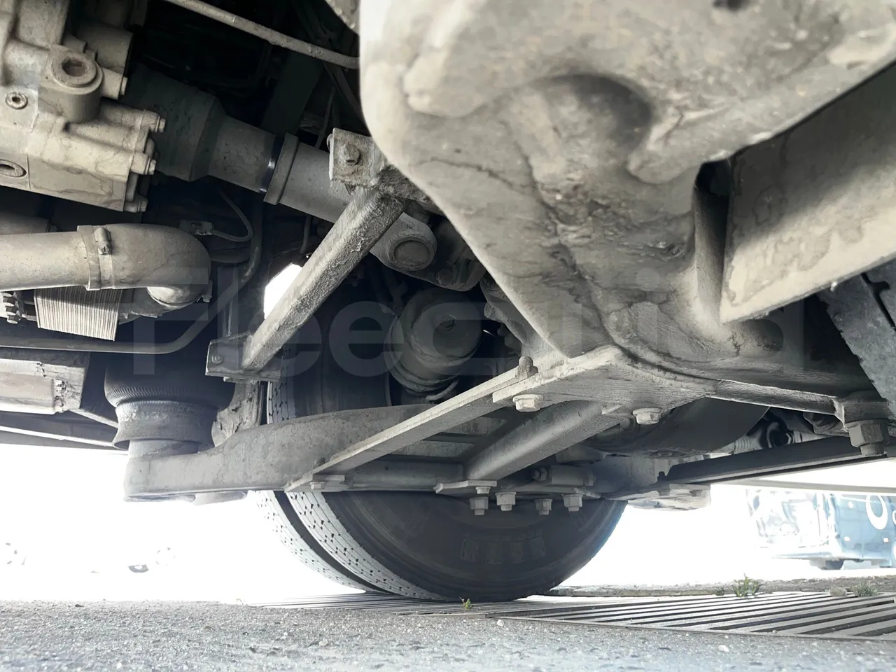 Setra S415 - Second Axle Discs Left Side