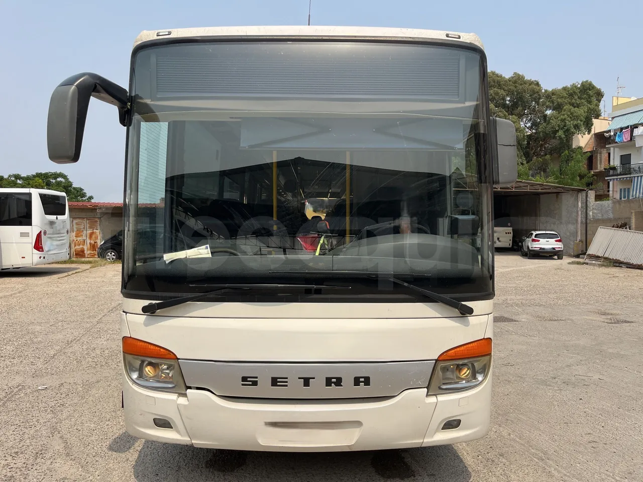 Setra S415 - Front