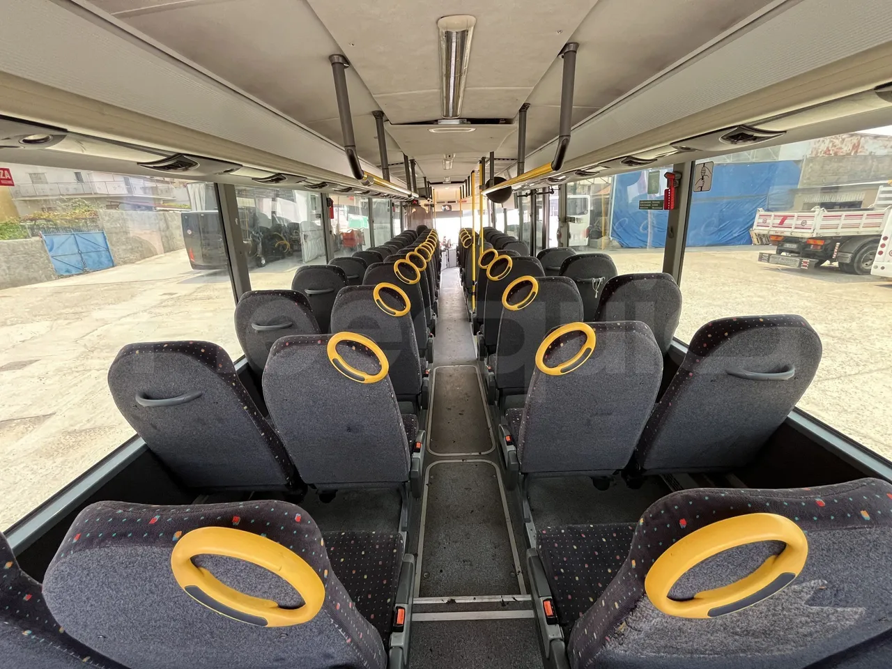 Setra S415 - Forward Seats From Middle Position