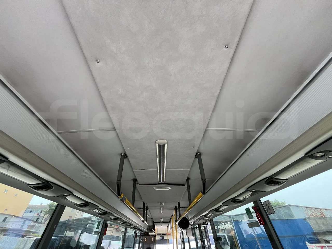 Setra S415 - Overhead Compartments