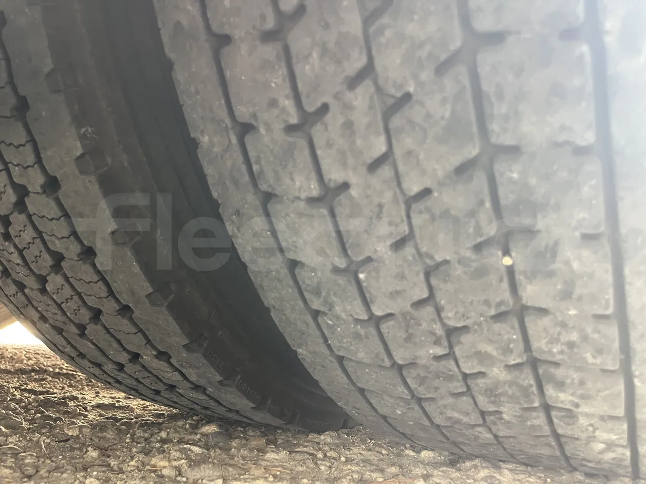Setra S415 - Second Axle Right Side: Tyre Tread