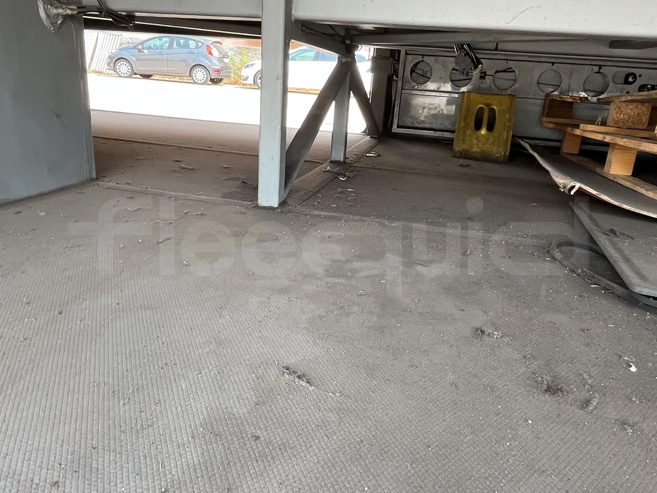 Setra S415 - Luggage Under Carpet Photo