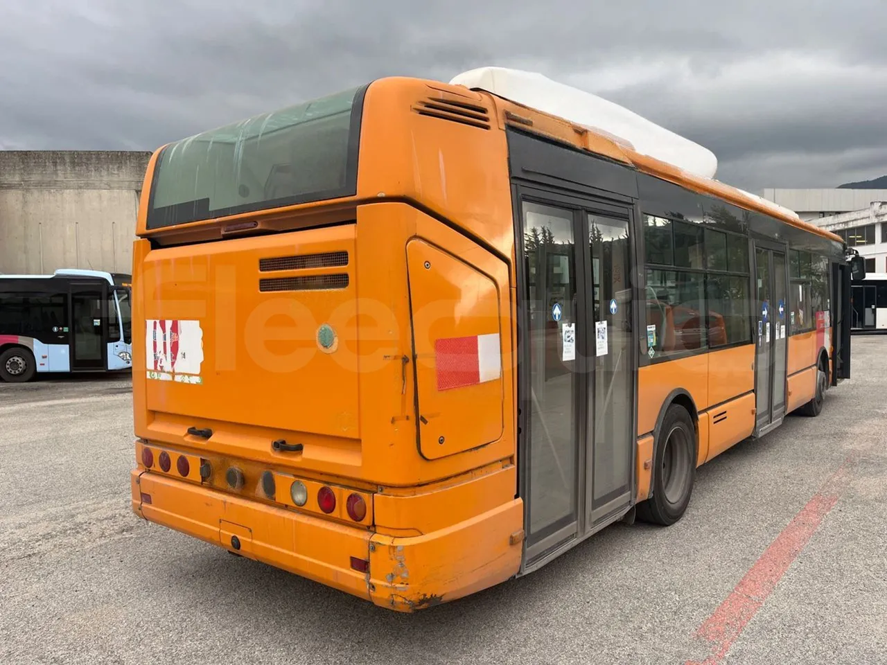 Iveco Citelis PS09D5/A/87 - EUR5 - 200kW - 11.990m - 3/4 right rear doors closed