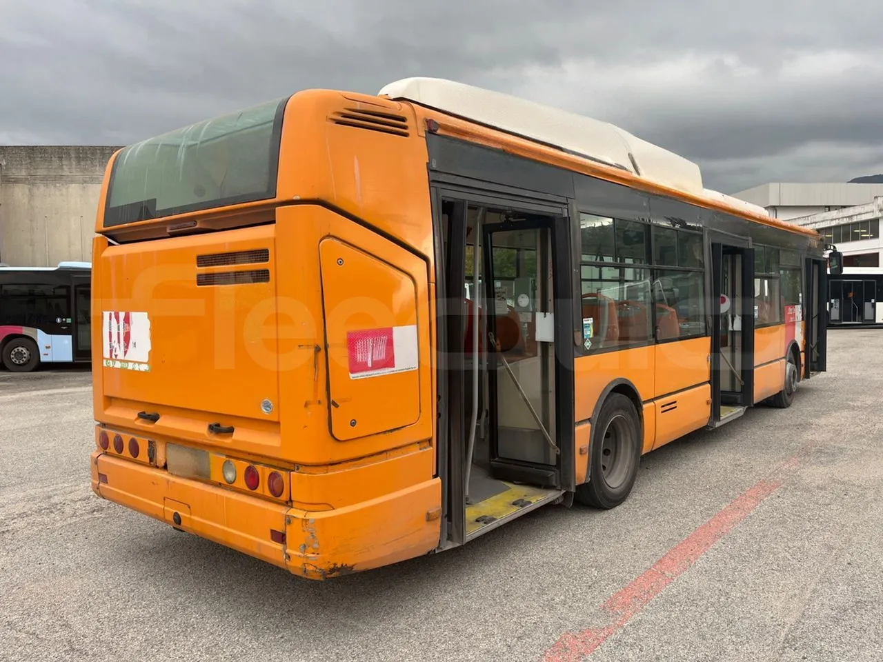 Iveco Citelis PS09D5/A/87 - EUR5 - 200kW - 11.990m - 3/4 right rear doors open