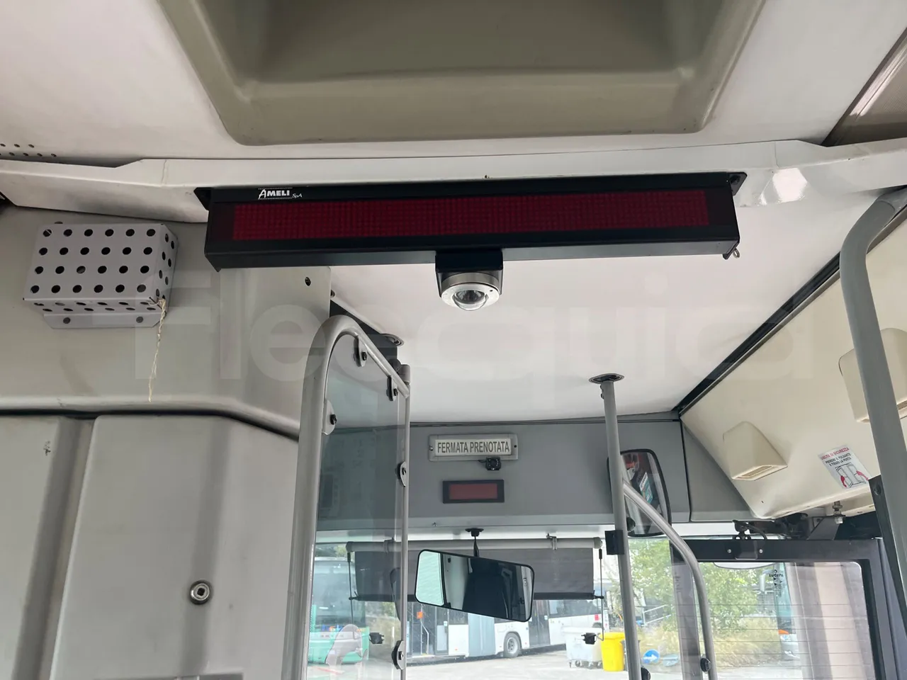 Iveco Citelis PS09D5/A/87 - EUR5 - 200kW - 11.990m - camera accessories photo