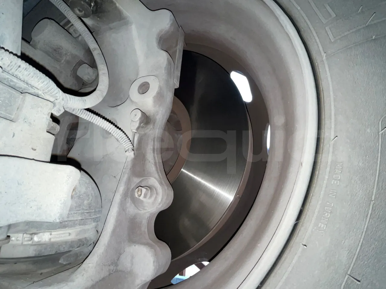 Iveco Citelis PS09D5/A/87 - EUR5 - 200kW - 11.990m - front discs right