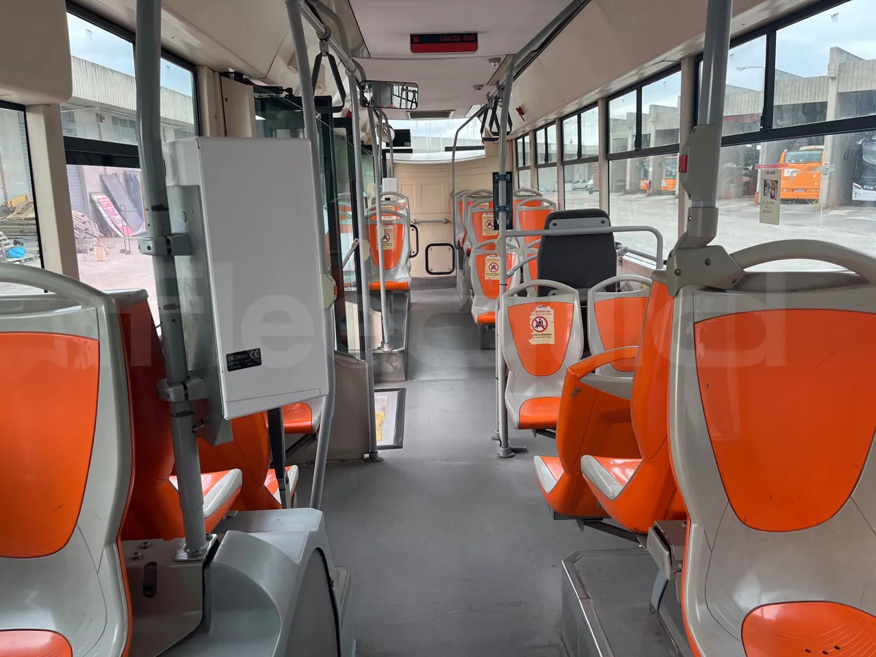 Iveco Citelis PS09D5/A/87 - EUR5 - 200kW - 11.990m - interior reverse seats driver height
