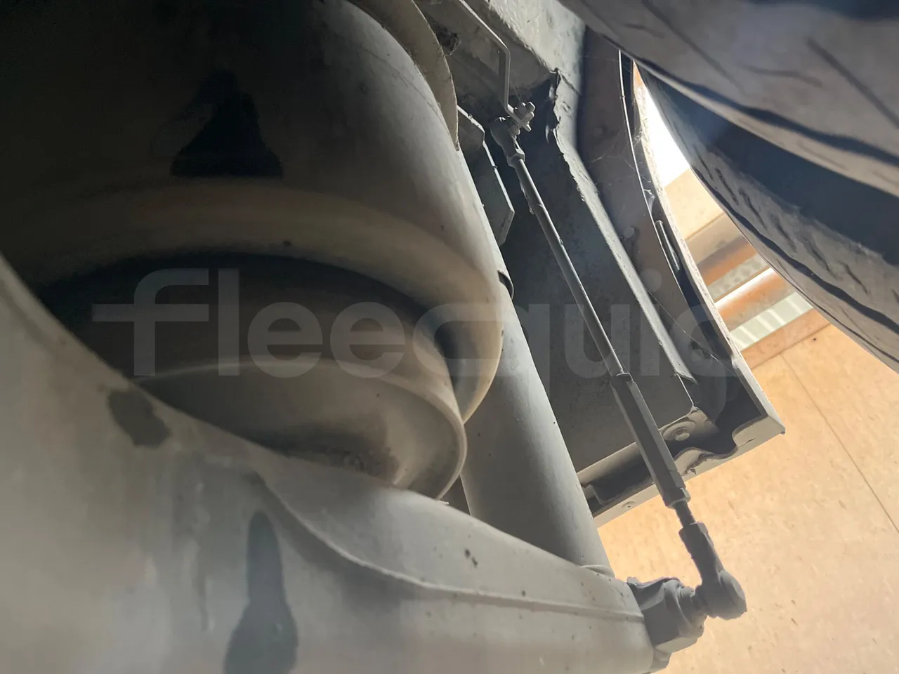 Iveco Citelis PS09D5/A/87 - EUR5 - 200kW - 11.990m - axle 2 shock absorbers 2 left